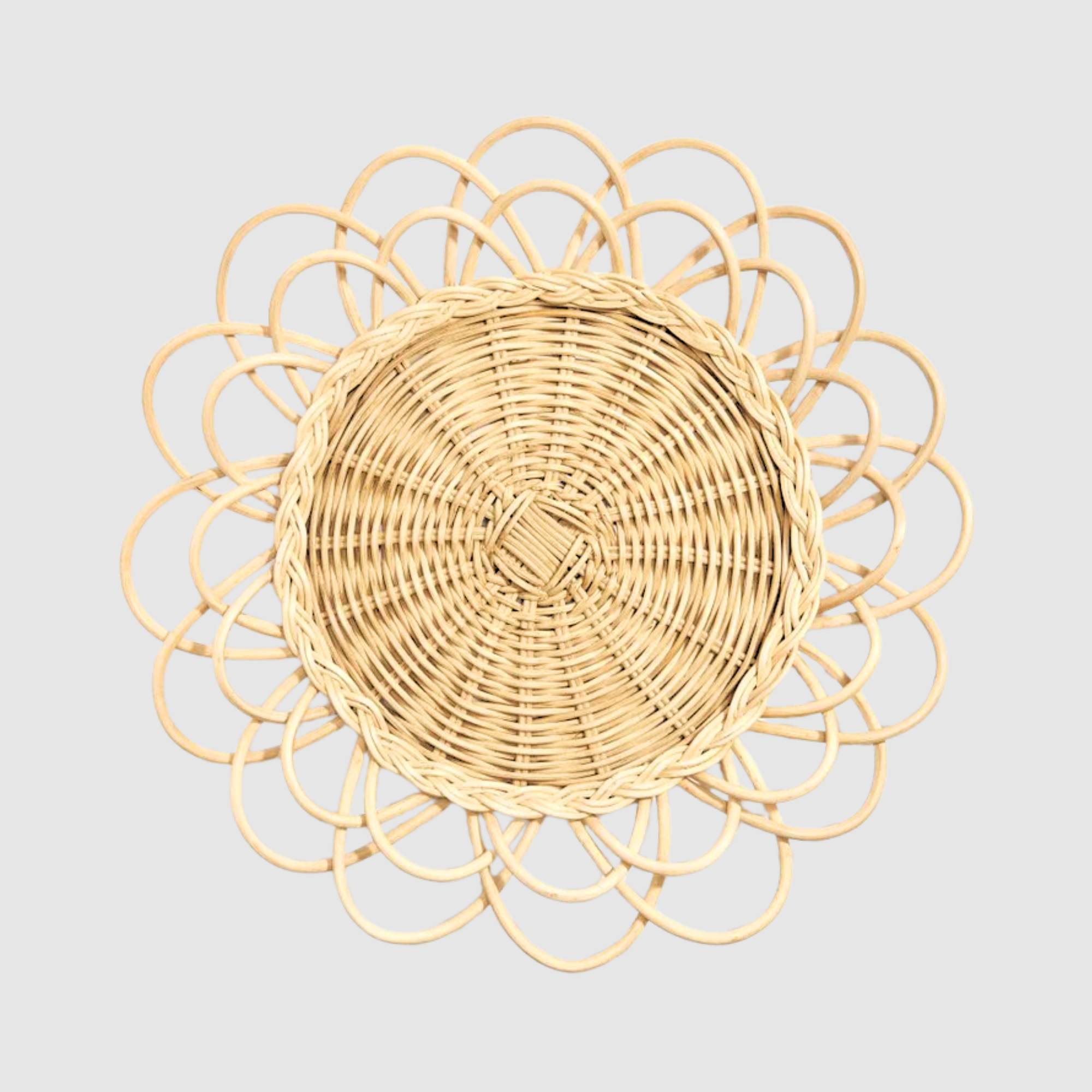 Rattan Bloom Plate Charger