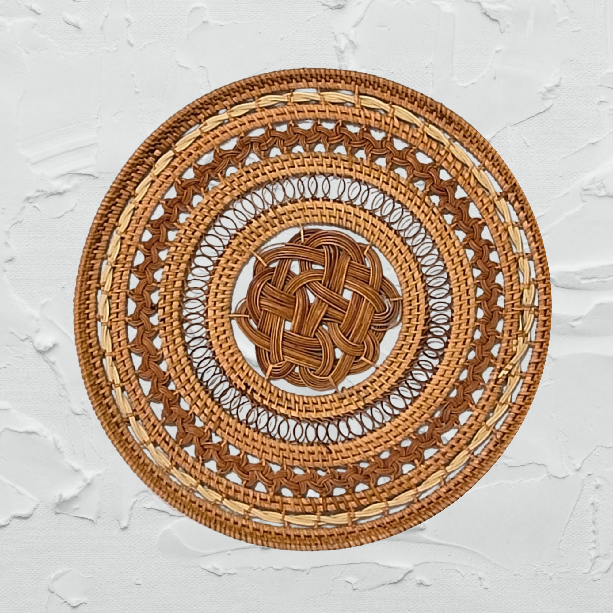 Rattan Twist Plate Charger