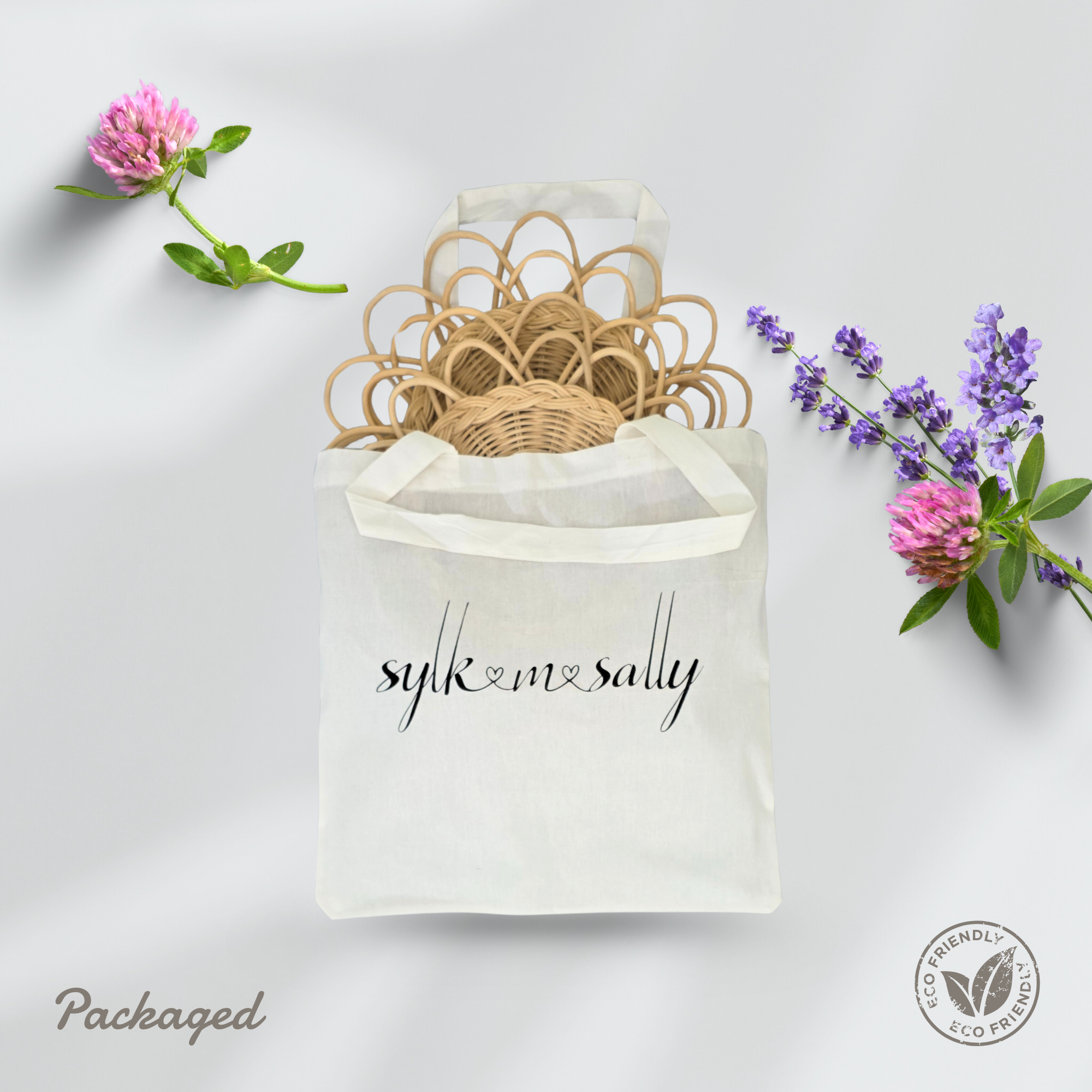 Rattan Bloom Plate Charger